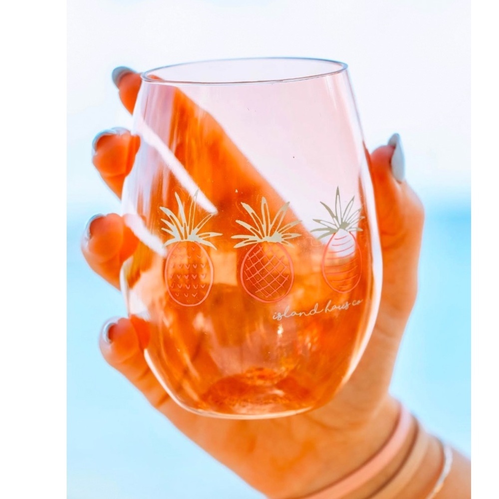 The Trea Piñas Tumbler Set by The Island Haus Company.